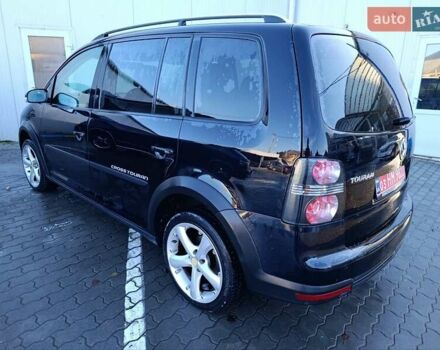 Черный Фольксваген Туран, объемом двигателя 1.6 л и пробегом 222 тыс. км за 7600 $, фото 6 на Automoto.ua