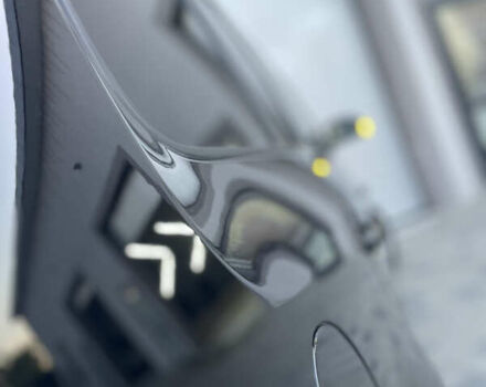 Чорний Фольксваген Туран, об'ємом двигуна 2 л та пробігом 292 тис. км за 8999 $, фото 38 на Automoto.ua