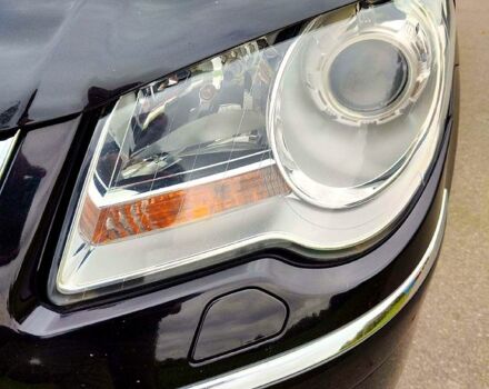 Черный Фольксваген Туран, объемом двигателя 2 л и пробегом 318 тыс. км за 2400 $, фото 7 на Automoto.ua