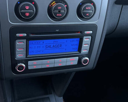 Черный Фольксваген Туран, объемом двигателя 1.4 л и пробегом 224 тыс. км за 6499 $, фото 21 на Automoto.ua