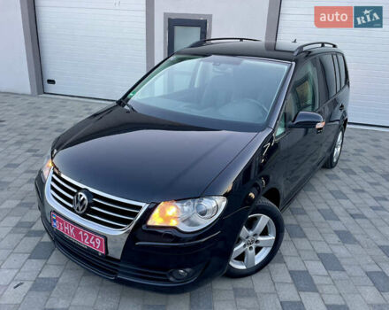 Чорний Фольксваген Туран, об'ємом двигуна 2 л та пробігом 292 тис. км за 8850 $, фото 14 на Automoto.ua