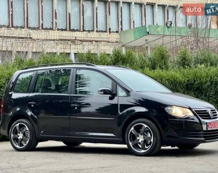 Чорний Фольксваген Туран, об'ємом двигуна 1.6 л та пробігом 221 тис. км за 7750 $, фото 7 на Automoto.ua