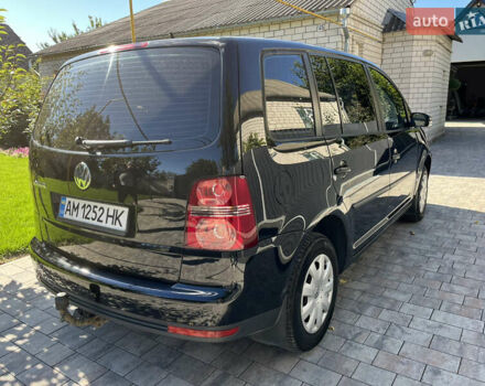 Чорний Фольксваген Туран, об'ємом двигуна 1.6 л та пробігом 227 тис. км за 7500 $, фото 8 на Automoto.ua