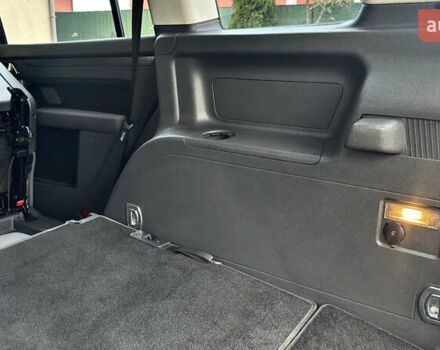 Черный Фольксваген Туран, объемом двигателя 1.6 л и пробегом 176 тыс. км за 8198 $, фото 29 на Automoto.ua