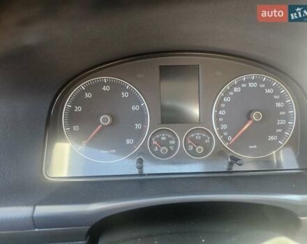 Чорний Фольксваген Туран, об'ємом двигуна 1.4 л та пробігом 216 тис. км за 7800 $, фото 4 на Automoto.ua