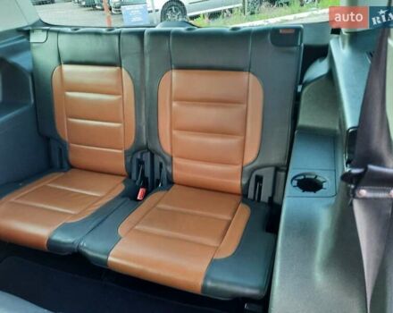 Черный Фольксваген Туран, объемом двигателя 1.6 л и пробегом 213 тыс. км за 8550 $, фото 95 на Automoto.ua