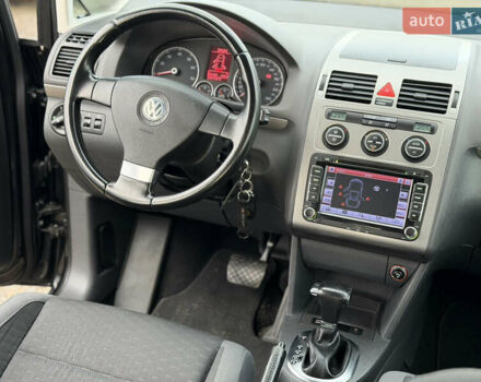 Чорний Фольксваген Туран, об'ємом двигуна 1.4 л та пробігом 169 тис. км за 7250 $, фото 9 на Automoto.ua