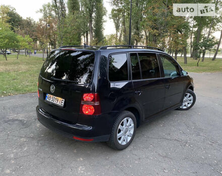 Черный Фольксваген Туран, объемом двигателя 1.6 л и пробегом 261 тыс. км за 7100 $, фото 26 на Automoto.ua