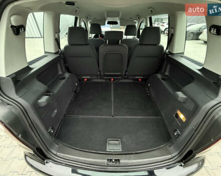 Черный Фольксваген Туран, объемом двигателя 1.4 л и пробегом 227 тыс. км за 7200 $, фото 68 на Automoto.ua