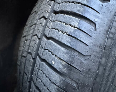 Черный Фольксваген Туран, объемом двигателя 1.4 л и пробегом 224 тыс. км за 6499 $, фото 13 на Automoto.ua