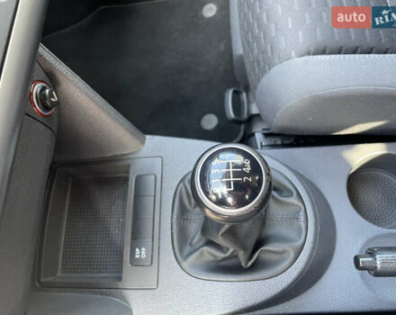 Чорний Фольксваген Туран, об'ємом двигуна 1.4 л та пробігом 192 тис. км за 7500 $, фото 36 на Automoto.ua