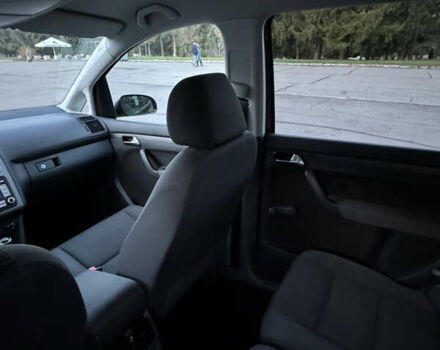 Черный Фольксваген Туран, объемом двигателя 1.4 л и пробегом 224 тыс. км за 6499 $, фото 25 на Automoto.ua