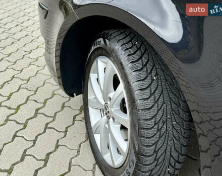 Чорний Фольксваген Туран, об'ємом двигуна 1.6 л та пробігом 200 тис. км за 7950 $, фото 23 на Automoto.ua