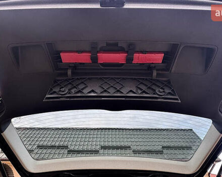 Черный Фольксваген Туран, объемом двигателя 1.6 л и пробегом 176 тыс. км за 8198 $, фото 34 на Automoto.ua