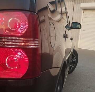 Чорний Фольксваген Туран, об'ємом двигуна 1.39 л та пробігом 220 тис. км за 6800 $, фото 9 на Automoto.ua