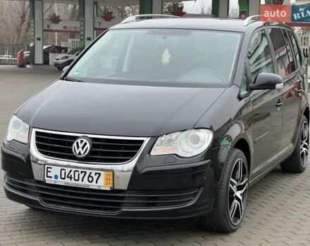Чорний Фольксваген Туран, об'ємом двигуна 1.6 л та пробігом 147 тис. км за 8350 $, фото 2 на Automoto.ua