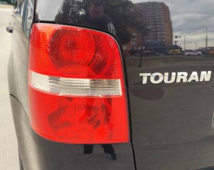 Чорний Фольксваген Туран, об'ємом двигуна 1.4 л та пробігом 194 тис. км за 6600 $, фото 44 на Automoto.ua