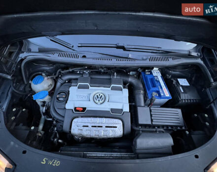 Черный Фольксваген Туран, объемом двигателя 1.4 л и пробегом 224 тыс. км за 6499 $, фото 46 на Automoto.ua