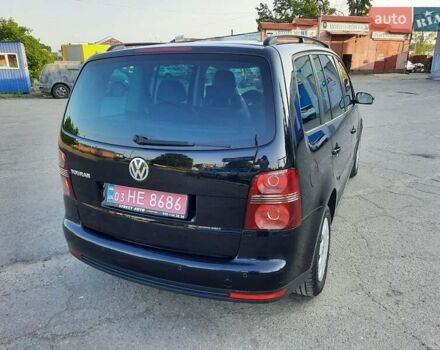 Черный Фольксваген Туран, объемом двигателя 1.6 л и пробегом 213 тыс. км за 8550 $, фото 16 на Automoto.ua