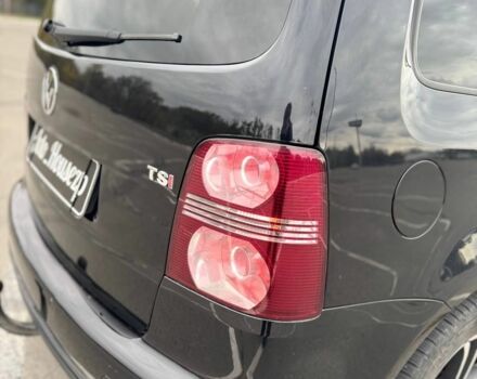 Черный Фольксваген Туран, объемом двигателя 1.4 л и пробегом 211 тыс. км за 7100 $, фото 5 на Automoto.ua