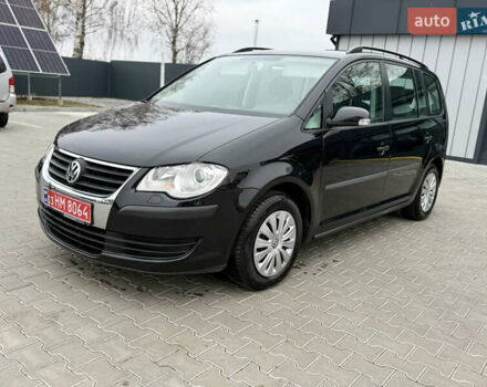 Черный Фольксваген Туран, объемом двигателя 1.4 л и пробегом 227 тыс. км за 7200 $, фото 27 на Automoto.ua