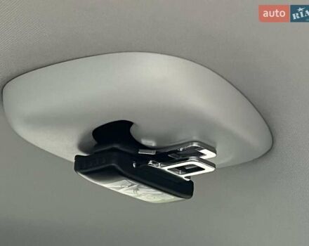 Чорний Фольксваген Туран, об'ємом двигуна 1.6 л та пробігом 147 тис. км за 8350 $, фото 55 на Automoto.ua