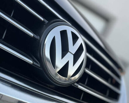 Чорний Фольксваген Туран, об'ємом двигуна 2 л та пробігом 292 тис. км за 8999 $, фото 18 на Automoto.ua