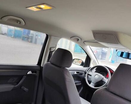 Чорний Фольксваген Туран, об'ємом двигуна 1.4 л та пробігом 194 тис. км за 6600 $, фото 32 на Automoto.ua