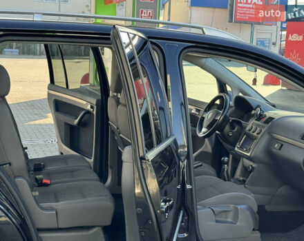 Чорний Фольксваген Туран, об'ємом двигуна 1.4 л та пробігом 269 тис. км за 7250 $, фото 23 на Automoto.ua