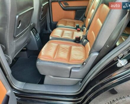 Черный Фольксваген Туран, объемом двигателя 1.6 л и пробегом 213 тыс. км за 8550 $, фото 78 на Automoto.ua