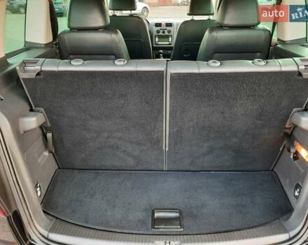 Черный Фольксваген Туран, объемом двигателя 1.6 л и пробегом 213 тыс. км за 8550 $, фото 119 на Automoto.ua