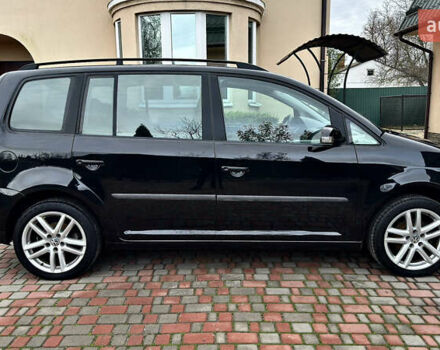 Черный Фольксваген Туран, объемом двигателя 1.6 л и пробегом 176 тыс. км за 8198 $, фото 9 на Automoto.ua