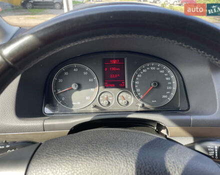 Чорний Фольксваген Туран, об'ємом двигуна 1.4 л та пробігом 192 тис. км за 7500 $, фото 12 на Automoto.ua