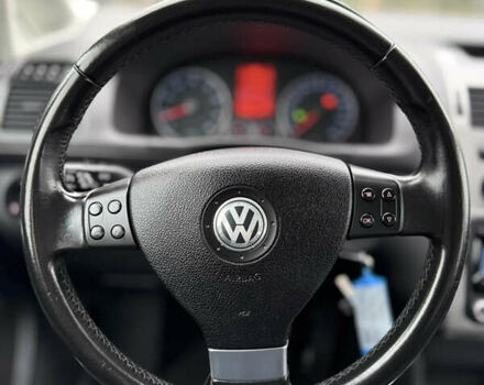 Черный Фольксваген Туран, объемом двигателя 1.4 л и пробегом 227 тыс. км за 7200 $, фото 38 на Automoto.ua