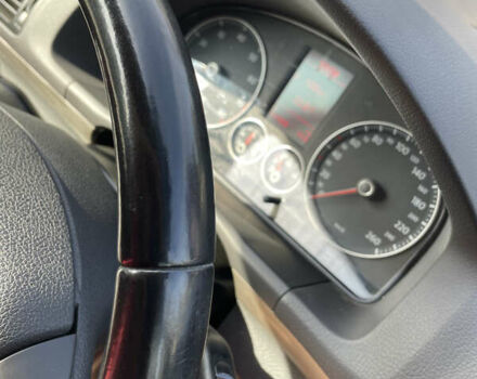 Чорний Фольксваген Туран, об'ємом двигуна 1.4 л та пробігом 192 тис. км за 7500 $, фото 15 на Automoto.ua