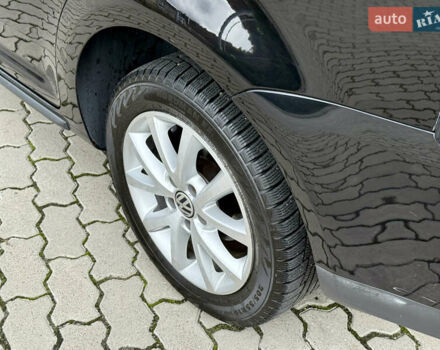 Черный Фольксваген Туран, объемом двигателя 1.6 л и пробегом 200 тыс. км за 7700 $, фото 24 на Automoto.ua