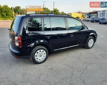 Черный Фольксваген Туран, объемом двигателя 1.6 л и пробегом 213 тыс. км за 8550 $, фото 18 на Automoto.ua