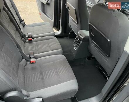 Черный Фольксваген Туран, объемом двигателя 1.4 л и пробегом 194 тыс. км за 6555 $, фото 147 на Automoto.ua