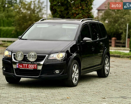 Чорний Фольксваген Туран, об'ємом двигуна 1.97 л та пробігом 279 тис. км за 8800 $, фото 78 на Automoto.ua