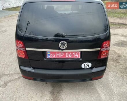 Черный Фольксваген Туран, объемом двигателя 1.4 л и пробегом 194 тыс. км за 6555 $, фото 8 на Automoto.ua