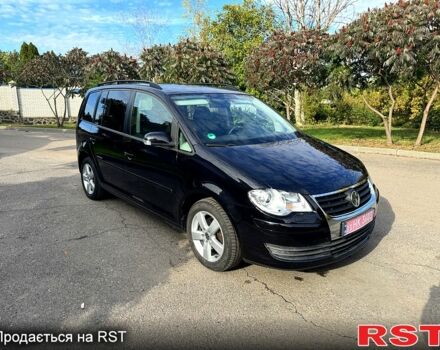 Черный Фольксваген Туран, объемом двигателя 1.6 л и пробегом 224 тыс. км за 8550 $, фото 5 на Automoto.ua