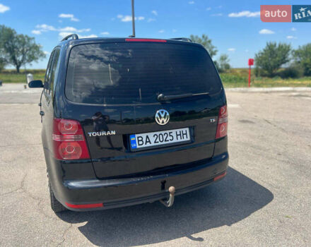 Чорний Фольксваген Туран, об'ємом двигуна 1.4 л та пробігом 186 тис. км за 8000 $, фото 6 на Automoto.ua