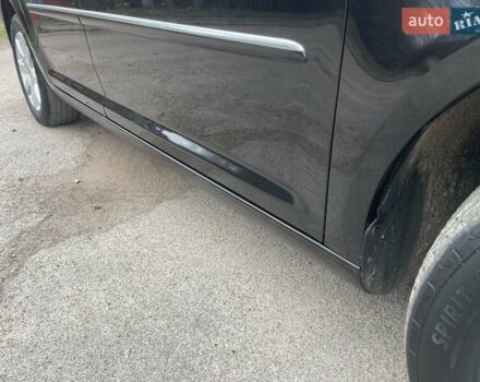 Черный Фольксваген Туран, объемом двигателя 1.4 л и пробегом 194 тыс. км за 6555 $, фото 83 на Automoto.ua