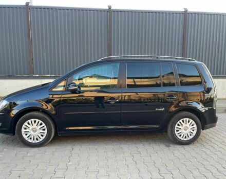 Черный Фольксваген Туран, объемом двигателя 1.6 л и пробегом 240 тыс. км за 8100 $, фото 5 на Automoto.ua