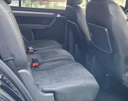 Черный Фольксваген Туран, объемом двигателя 1.97 л и пробегом 248 тыс. км за 8300 $, фото 11 на Automoto.ua