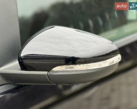 Чорний Фольксваген Туран, об'ємом двигуна 1.6 л та пробігом 147 тис. км за 8400 $, фото 15 на Automoto.ua