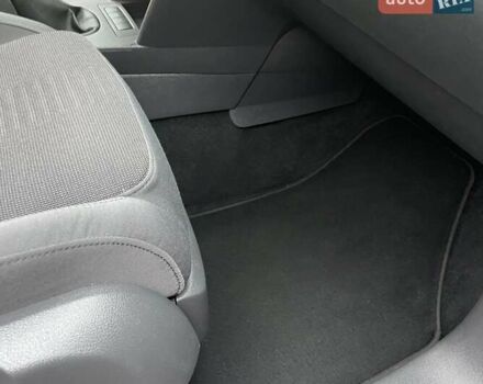 Черный Фольксваген Туран, объемом двигателя 1.4 л и пробегом 194 тыс. км за 6555 $, фото 203 на Automoto.ua