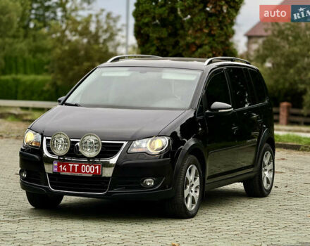 Чорний Фольксваген Туран, об'ємом двигуна 1.97 л та пробігом 279 тис. км за 8800 $, фото 77 на Automoto.ua