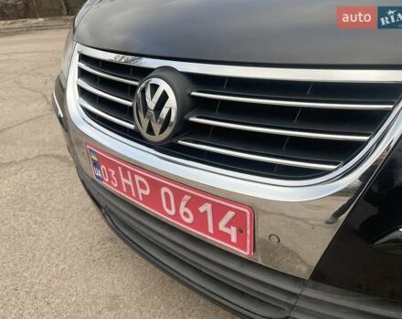 Черный Фольксваген Туран, объемом двигателя 1.4 л и пробегом 194 тыс. км за 6555 $, фото 18 на Automoto.ua