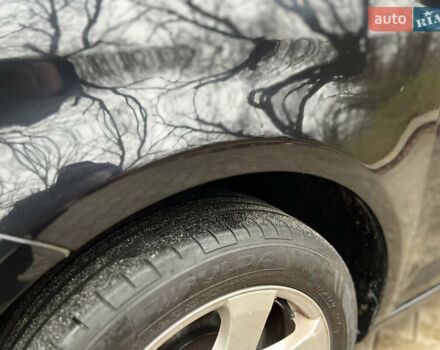 Черный Фольксваген Туран, объемом двигателя 1.6 л и пробегом 180 тыс. км за 8200 $, фото 26 на Automoto.ua